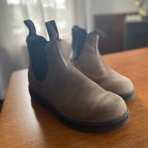 Blundstones - Womens' 9
